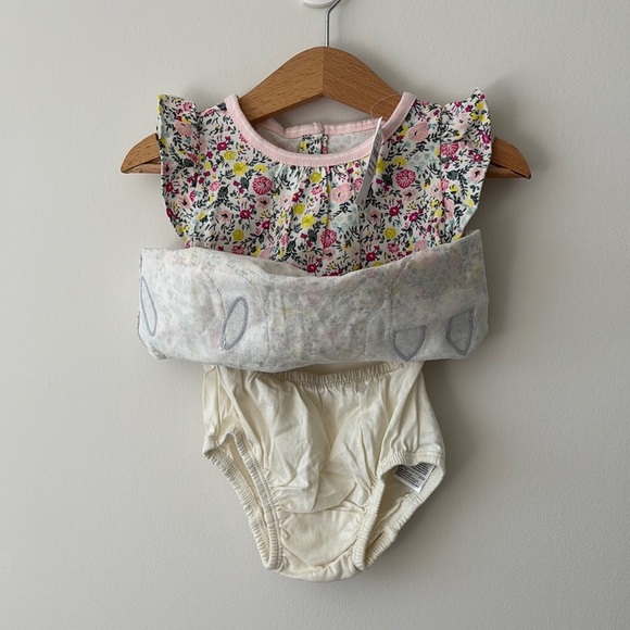 GAP Pink and Yellow A-line Casual Dress with Flutter Sleeves - Picture 3 of 4